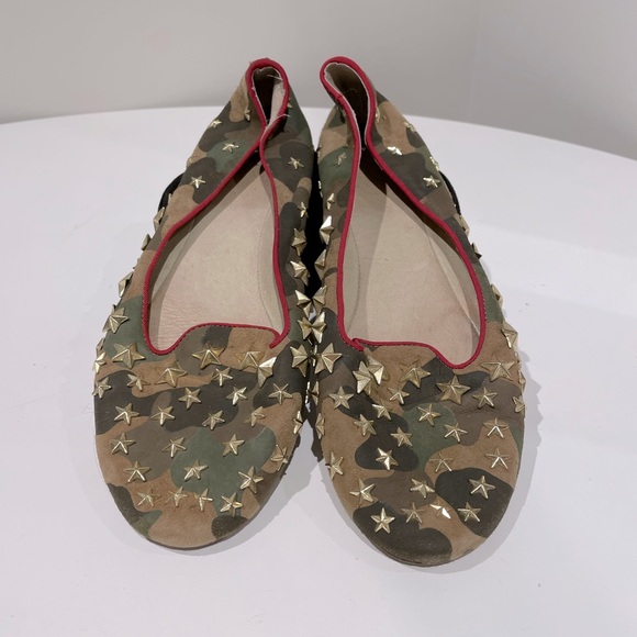 Ash flats size 38 camouflage with gold metal star accents ans red cord trim - Picture 2 of 5